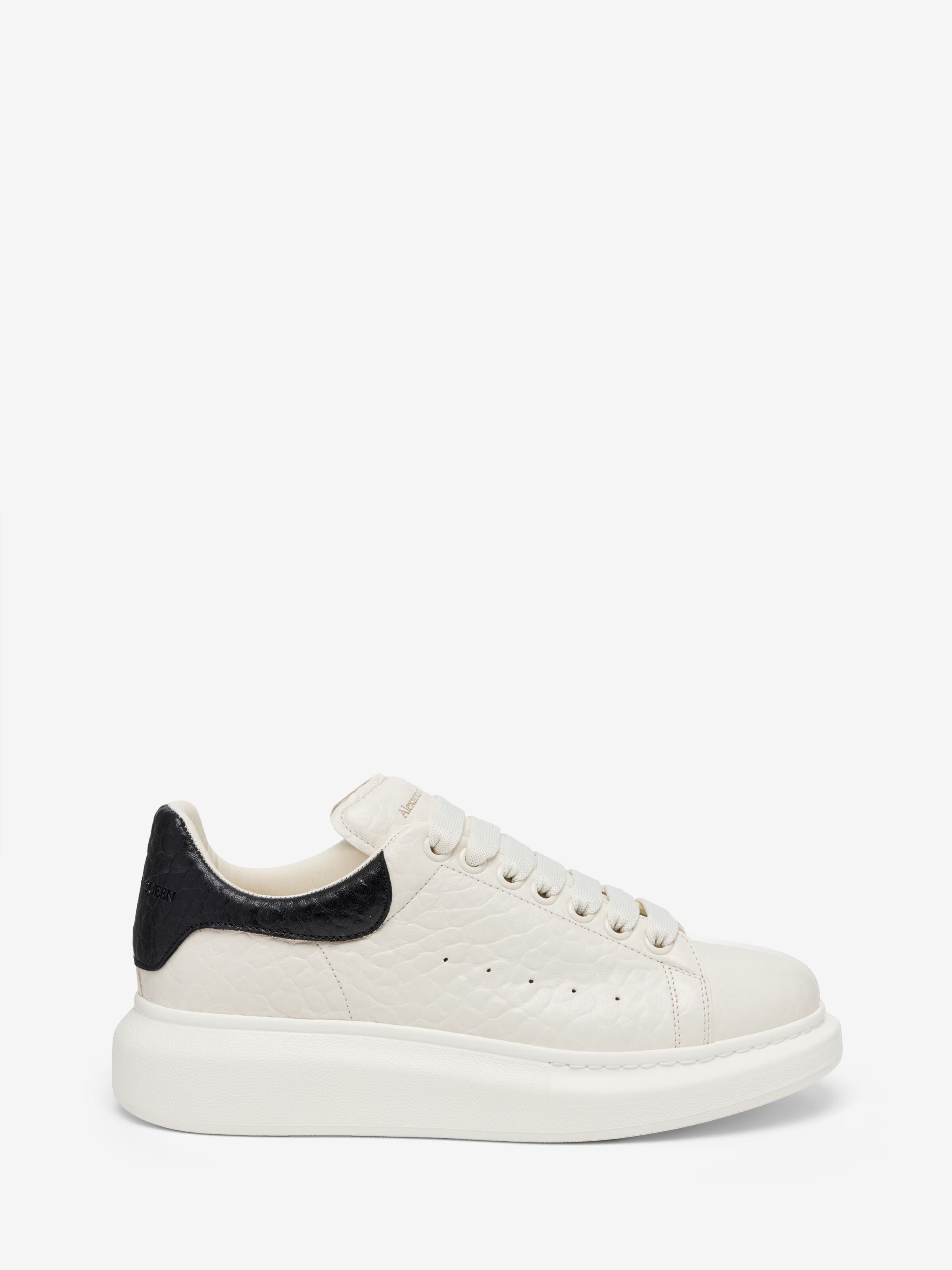 Men's Oversized Sneaker in Off White/Black