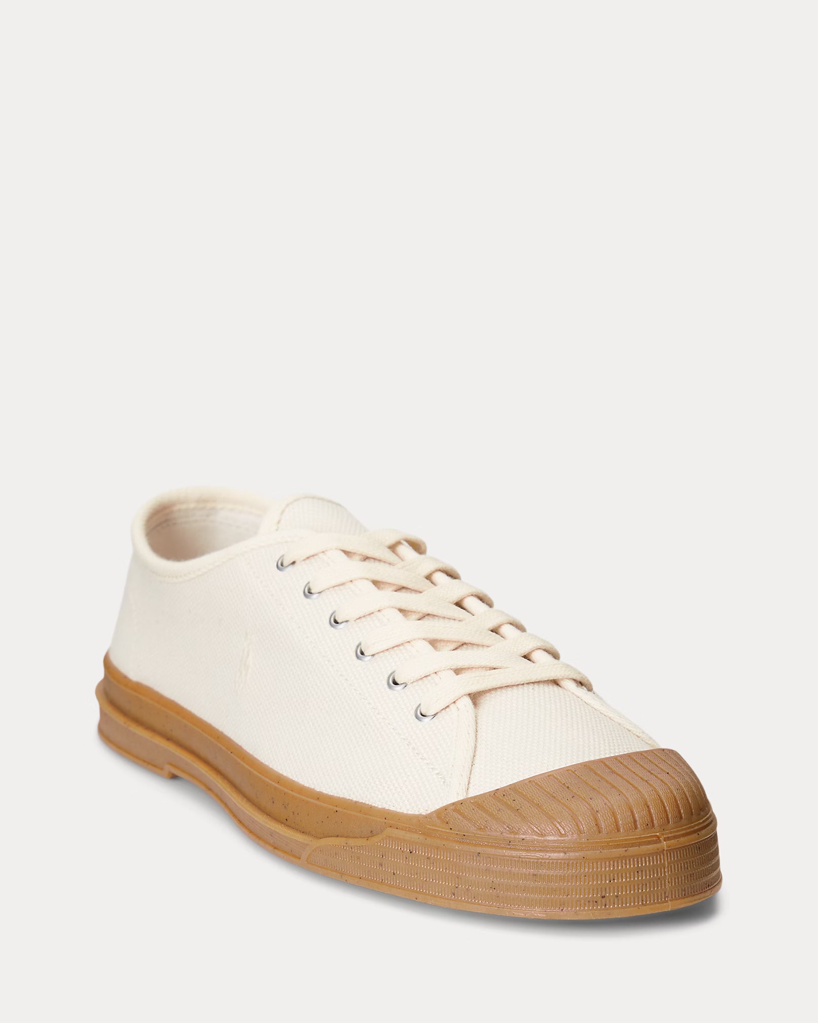 Men's Essence 100 Canvas Cap-Toe Trainers
