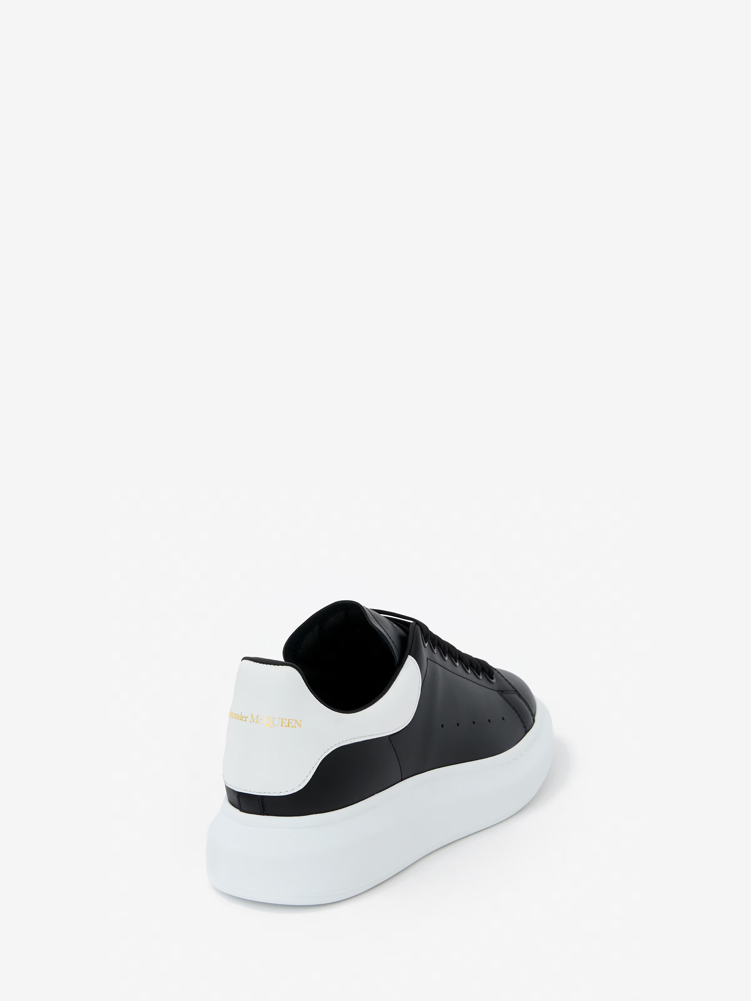 Men's Oversized Sneaker in Black/White