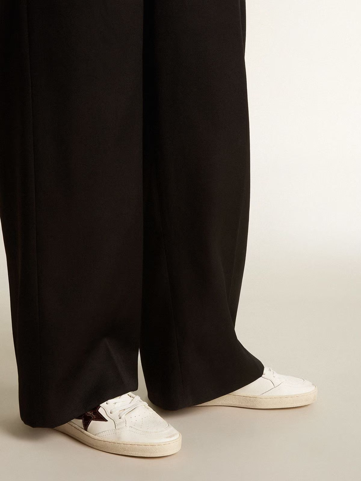 Golden Goose 女士 Ball Star 酒红色鳄鱼纹皮革星星和金色鞋跟标签