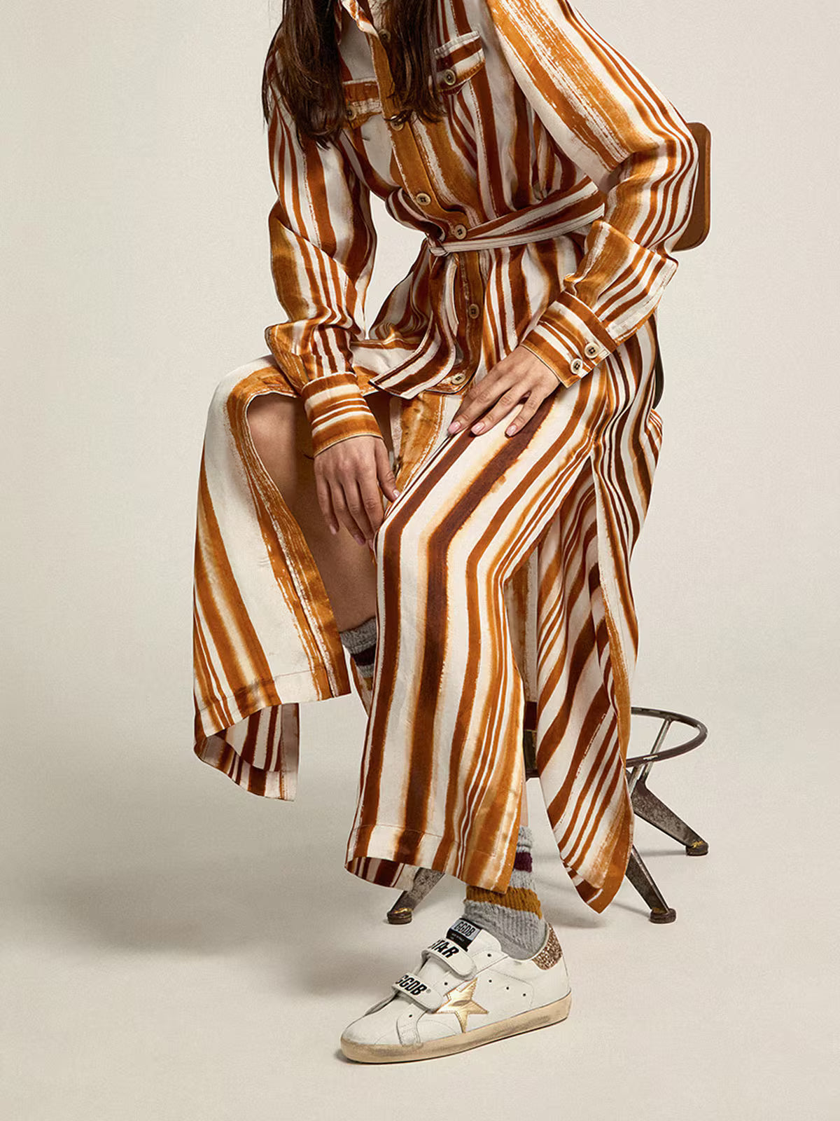 Golden Goose 女士复古款金色星星层压皮革鞋