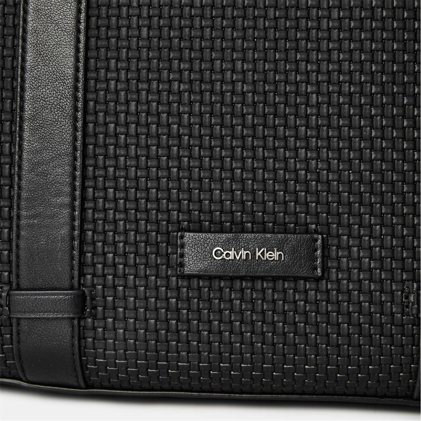 Bolso de Commuter Tejido en Relieve Calvin Klein