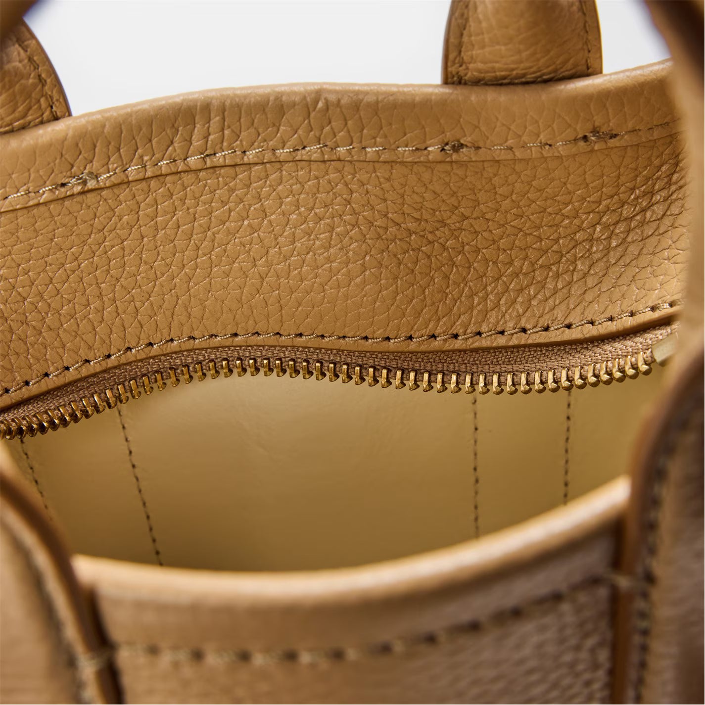 Marc CrossB Tote Ld99