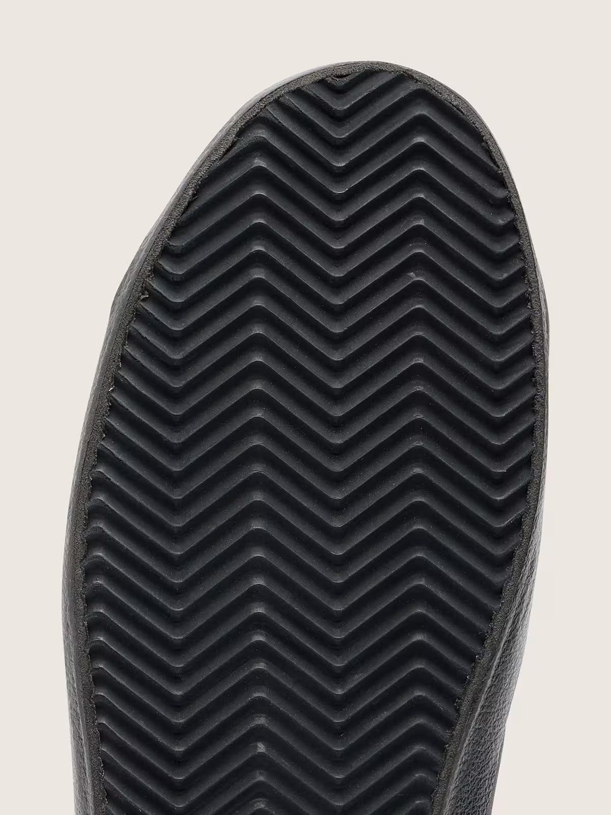 Golden Goose Super-Star pour femme en nappa noir avec étoile en daim noir et languette de talon noire