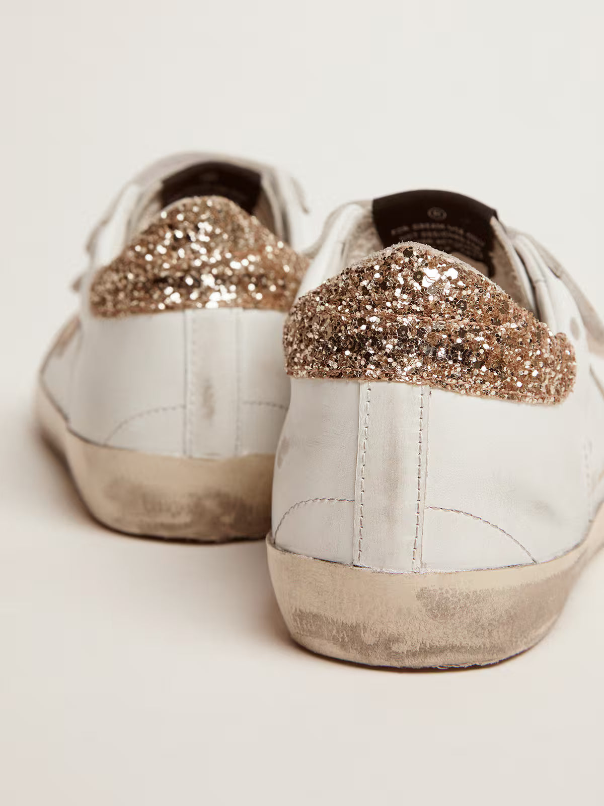 Golden Goose 女士复古款金色星星层压皮革鞋